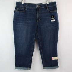 St. John's Bay Women's Blue Secretly Slender Capri Jeans 20" Inseam Size 16P