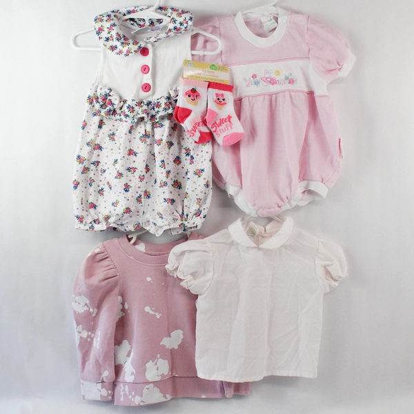 Lot of 5 Infants Size 18 Months Shirts Romper Socks Circo Healtex Grayson Mini