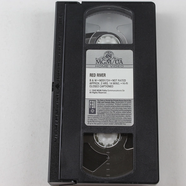 Red River VHS 1990 MGM UA Restored Director's Cut John Wayne Black and White