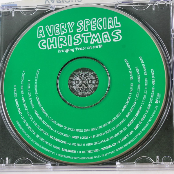 A Very Special Christmas Bringing Peace On Earth Various Artists CD 2012