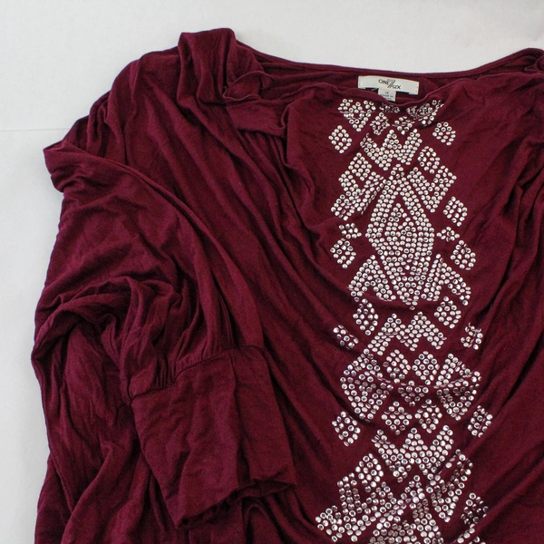 One 7 Six Shirt Top Women's Plus Size 1X Plum Purple Boat Neck Studded Accent