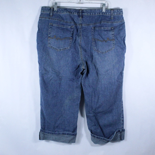 St. John's Bay Cropped Blue Jeans Women's Plus Size 20W 5 Pocket Capri Cuffed