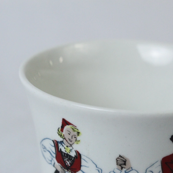 Figgjo Flint Norway Hardanger Folk Dancers Small Coffee Tea Cup Mug