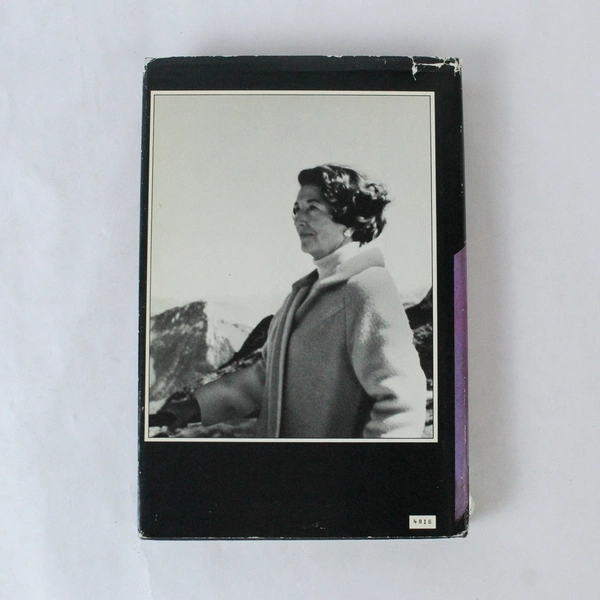 Ride a Pale Horse Helen MacInnes 1984 Harcourt Brace Jovanovich Publishers HC DJ