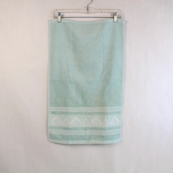 Lot of 2 Turquoise Bathroom Towels Kasa Fina Hand & Jakson Bath Towel