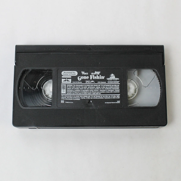 Gone Fishin' VHS 1997 Hollywood Pictures Home Video Joe Pesci Danny Glover