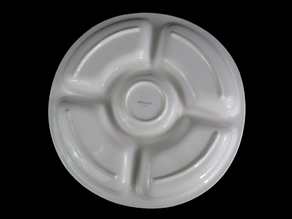 Pfaltzgraff Winterberry Round 5 Section Divided Platter Christmas Holiday Décor