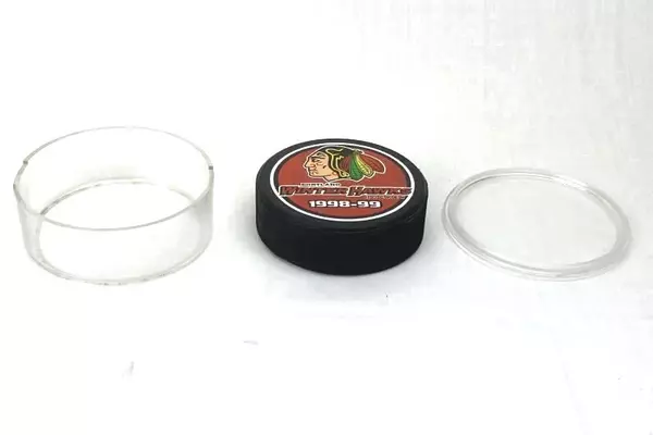 WHL Portland Winter Hawks 1998-1999 Hockey Puck Case Minor League