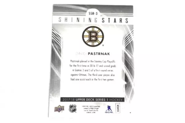 Lot of 100 Plus 2017 to 2018 Upper Deck Series 1 Hockey Trading Cards