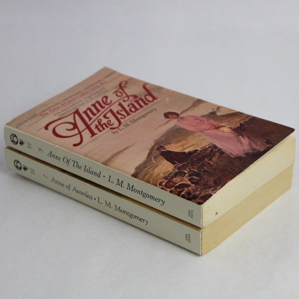Lot of 2 Anne of Green Gables Series by L.M. Montgomery PB #2 And #3