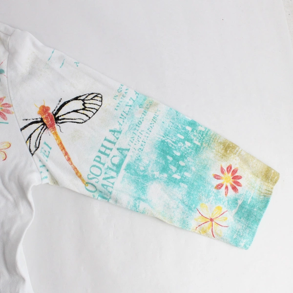 Jess & Jane White Bedazzled V-Neck T-Shirt Women's Size Medium