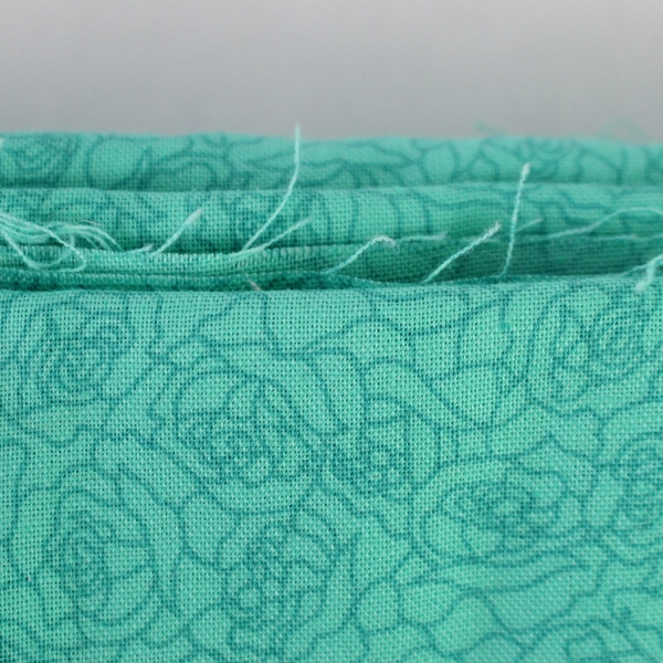Unbranded Rose Pattered Turquoise Blue Faberic Pattern 4.75 yds