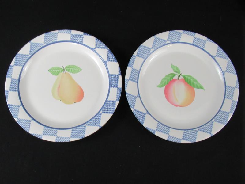 Set of 2 Vintage Pfaltzgraff Hopscotch Salad Plates Peach Pear Country USA Made