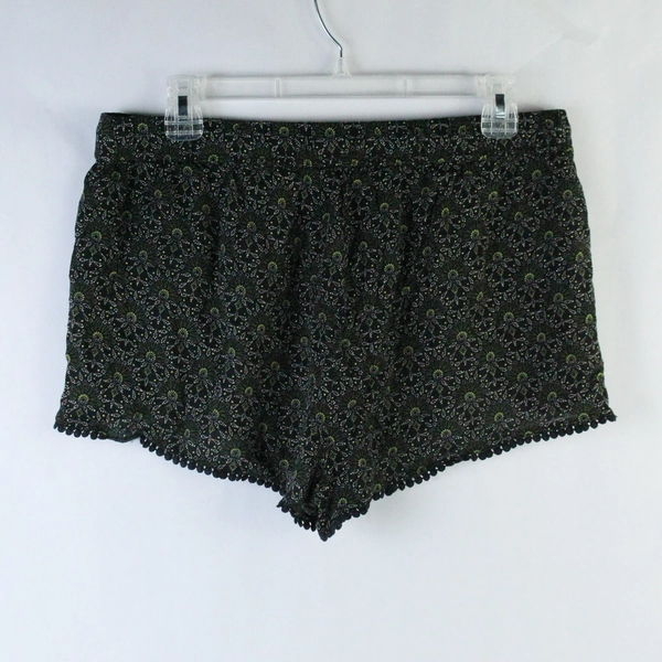 Ecote Women's Size L Summer Shorts Black Green Floral Edge Tasseled Accents
