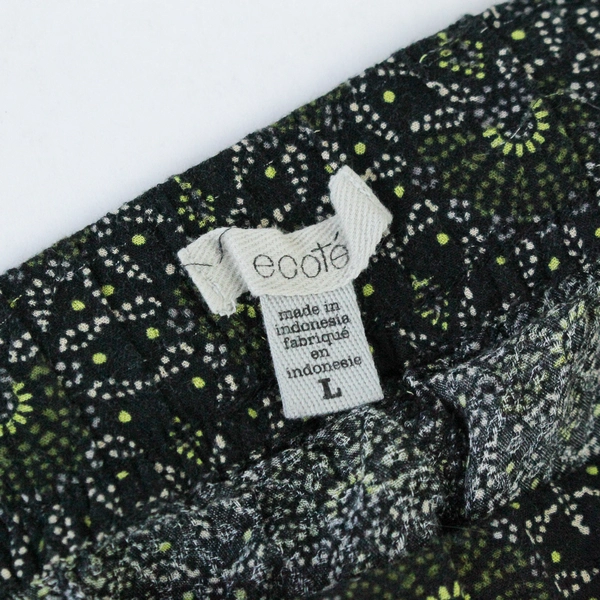 Ecote Women's Size L Summer Shorts Black Green Floral Edge Tasseled Accents