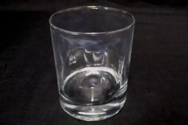 Set of 4 Whiskey Brandy 12oz Drinking Glasses 4in Tall Circular Indented Sides