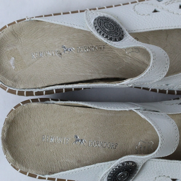 Remonte Dorndorf Women's Size 36 White Slip-On Shoes, Easy Fasten- Repaired