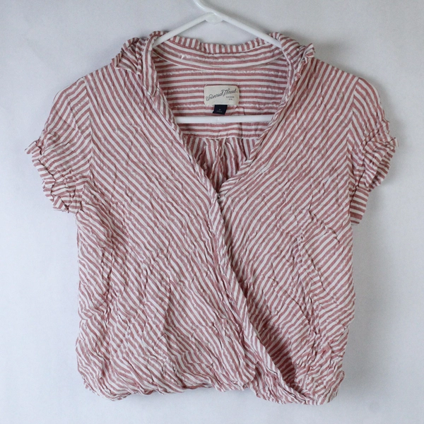 Universal Thread Pink White Striped Top Women's Size Small Short Sleeve Shirt