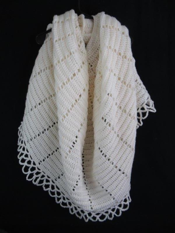 Vintage Handmade Knit Crochet Sleeveless White Cardigan Women's XL Scalloped