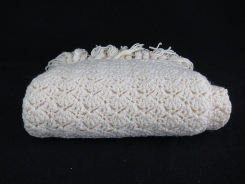 Vintage Handmade Knit Crochet Prayer Shaw Couchgan Lapgan Blanket with Fringe