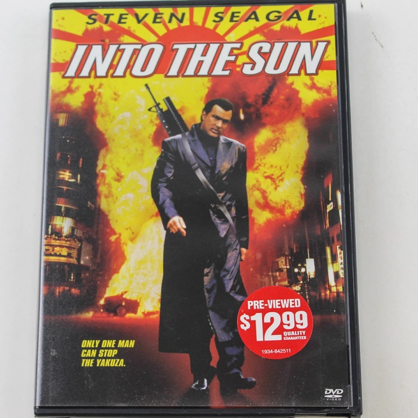 Into The Sun DVD Movie Steven Seagal 2004 Sony Entertainment Good Condition