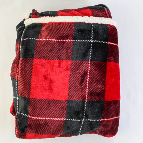 Climate Right Duds Throw Blanket Fleece Red Black Plaid With Foot Pockets 50x76