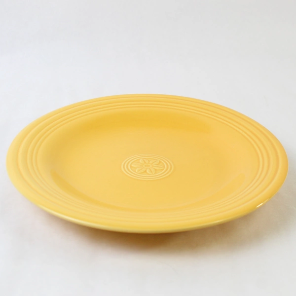 2 PC Set Oneida Petals Marigold Yellow Ceramic Dinner Plates 11"