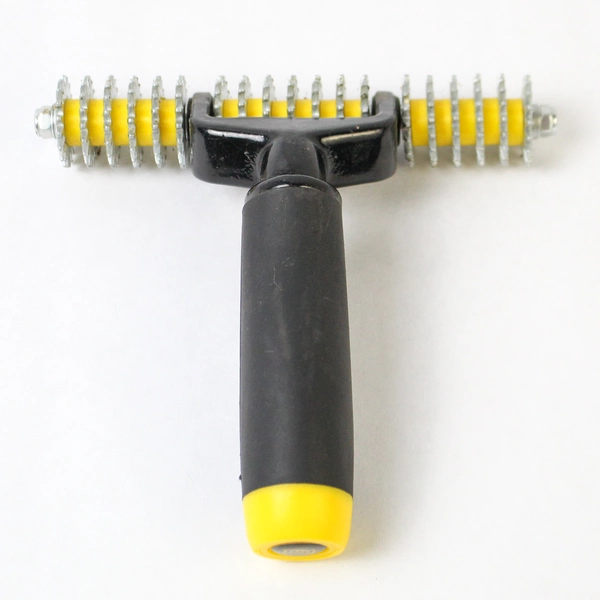 MD Carpet Seam Roller Hand Held 19 Teeth 7 Inches