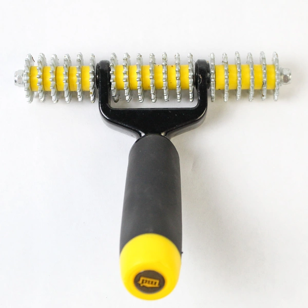 MD Carpet Seam Roller Hand Held 19 Teeth 7 Inches