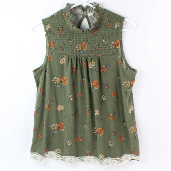 Rewind Green Floral Print Sleeveless Top with Lace Trim Women's Size Medium