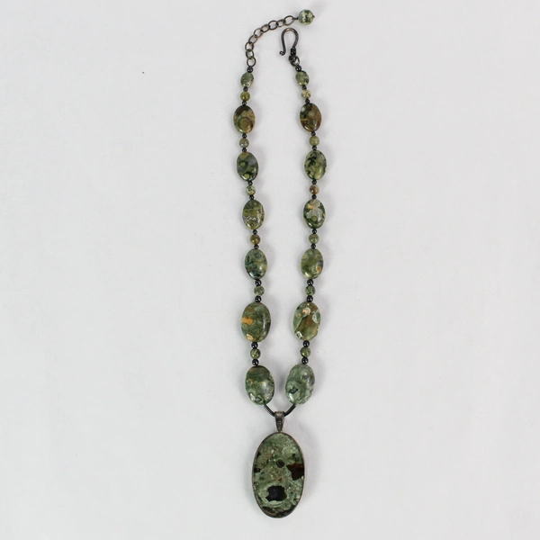 Green Rainforest Jasper Rhyolite Polished Bead And Pendant Necklace 20 Inch
