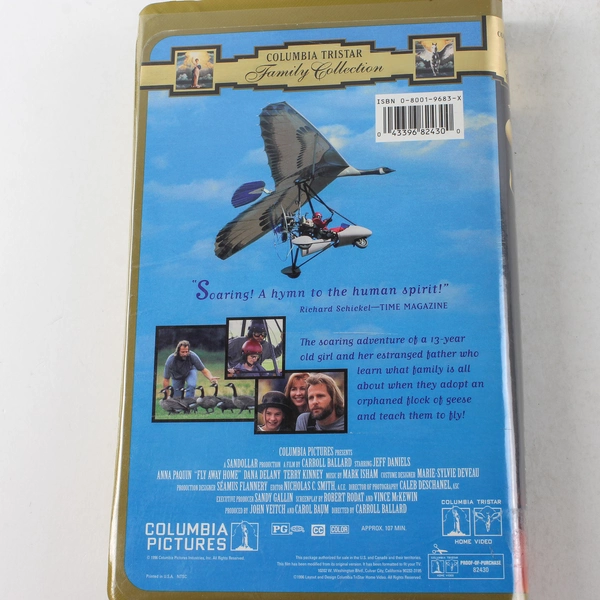 Fly Away Home VHS 1997 Clamshell Columbia Pictures Rated PG