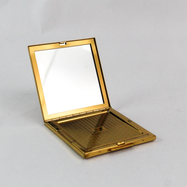 VTG Elgin American Gold Tone Chicago Motor Club Honor Member Compact Mirror 3x3"