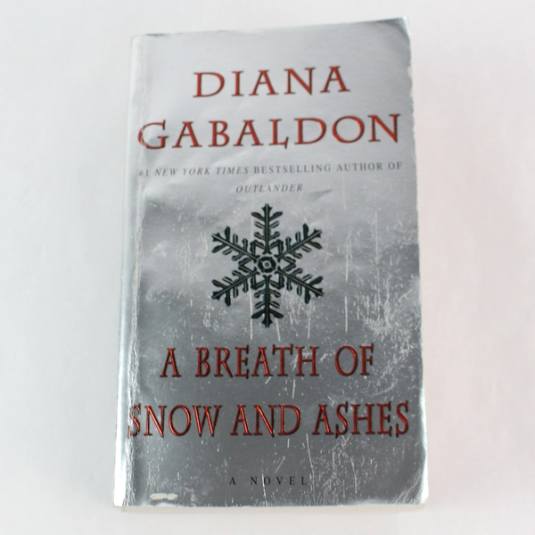 A Breath Of Snow And Ashes by Diana Gabaldon Outlander Series 2008 Dell PB
