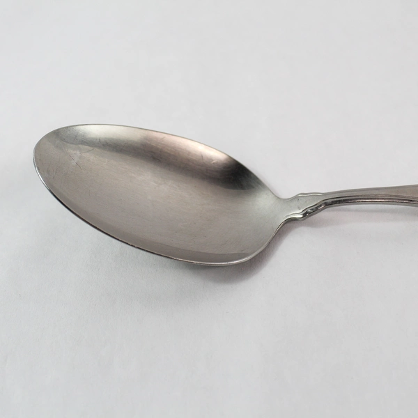 Oneida HH Distinction Deluxe Serving Spoon Stainless Valerie Pattern 8.5"