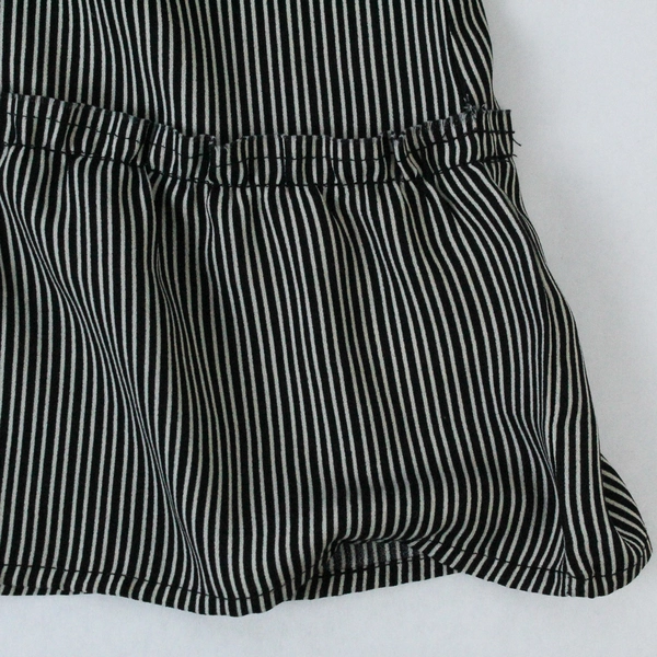 Maurices Shirt Top Blouse Women's XL Black White Short Puff Sleeves