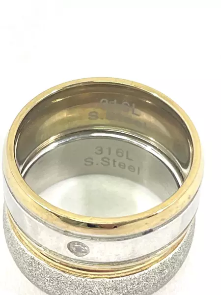 Lot of 2 Size 7 316L Stainless Steel Rings with Gold Edge & Rhinestone