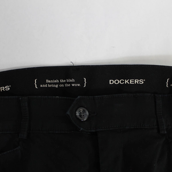 Dockers Pants Women's Size 10 Medium Flat Front Back Pockets Black Straight Leg