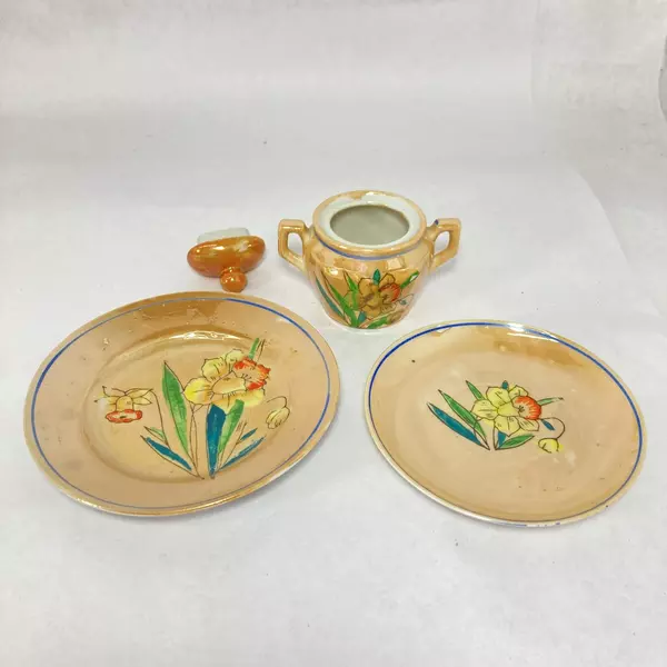 Vintage Gold Lustreware Child's China Tea Set Pieces Japan 11 Pieces Flowers