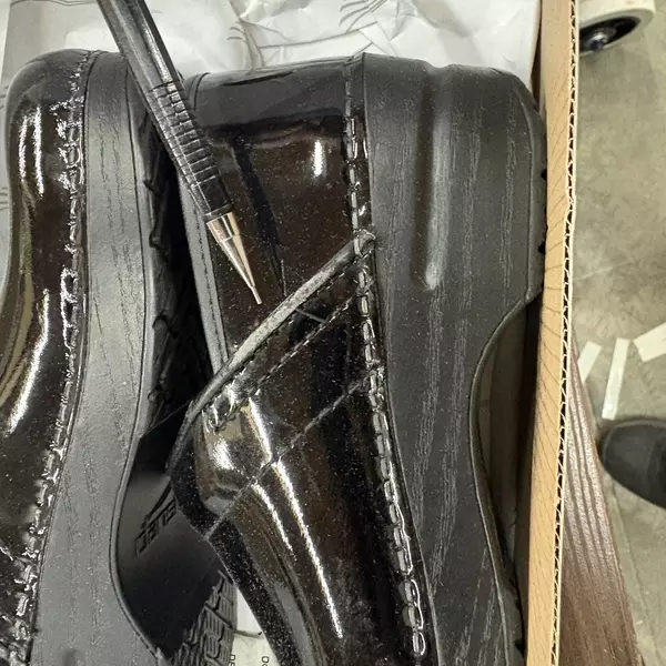 Dansko Professional Patent Leather Black Shoes Women's Size EU35 Slip On