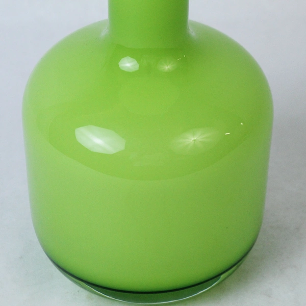 LSA International Mouthblown Art Glass Vase Lime Green White 8.5 Inch Poland