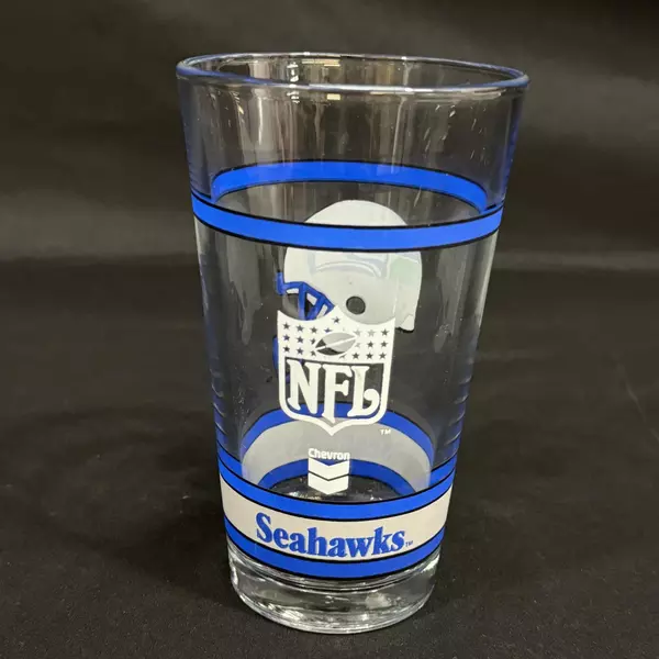 Libbey Seattle Seahawks Souvenir Glass 6" Tall NFL Clear Cup Good Condition