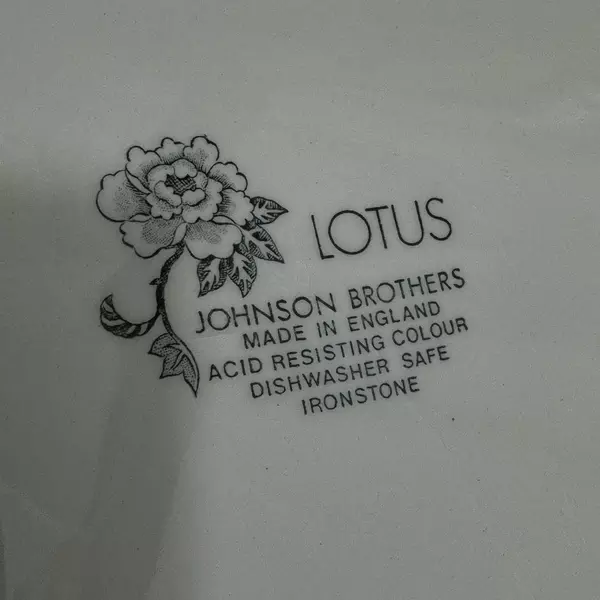 Vintage 1979 Johnson Brothers Red Lotus Oval Platter 12" Ironstone