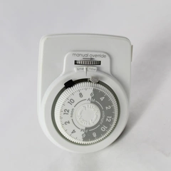 Toastmaster Wall Plug Outlet 24-Hour Lights & Appliances Dial Timer Model 12-901