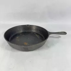 Lodge 8SK 10in Cast Iron Skillet Frying Pan 
