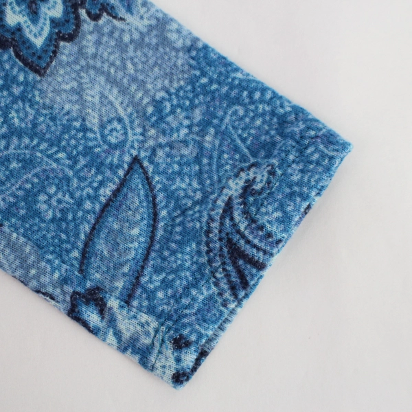 St John's Bay Women's Blue Floral Jacquard Pattern Long Sleeve Shirt Size Medium