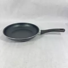 JC Penney Cooks Non Stick Anonized Aluminum Frying Pan 10.75 Inch