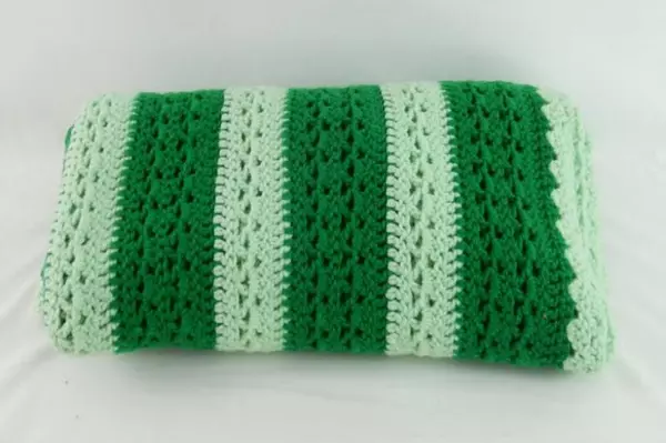Vintage Handmade Knit Crochet Throw Afghan Light Green Dark Green Blanket