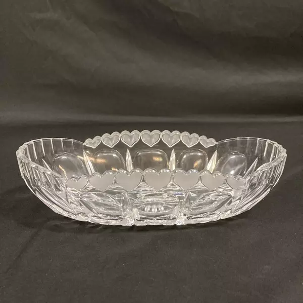 Heavy Oval Crystal Celery Dish With Etched Hearts On The Rim 10"