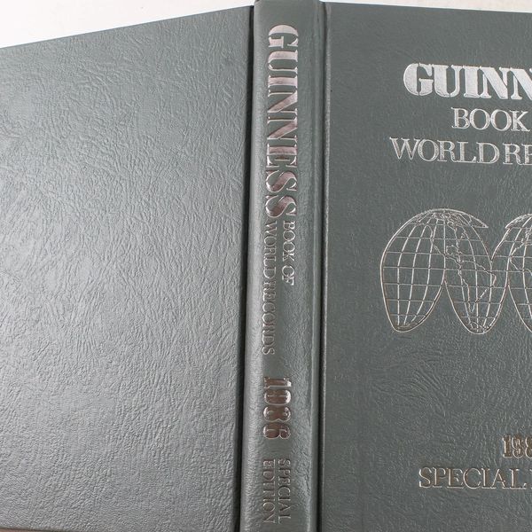 Guinness Book of World Records 1985 Norris McWhirter Hardcover Special Edition